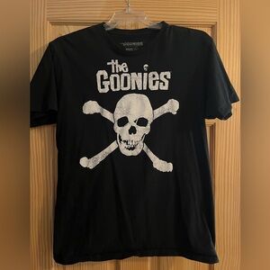 Goonies Black and White T‎ Shirt Size XL